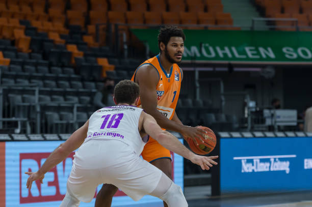 国足球在战 国足球在战